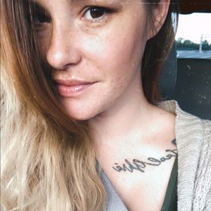 Meet your Posher, Candice